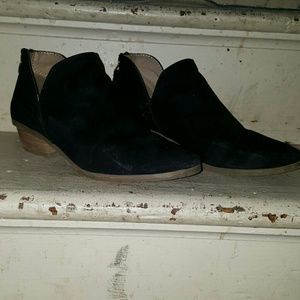 Kenneth Cole Black Ankle Boots